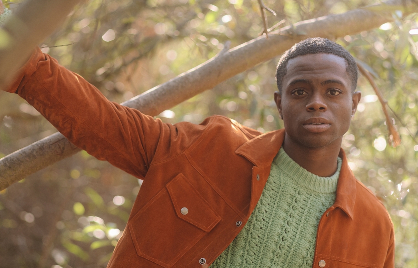 Akili Large Thumbnail