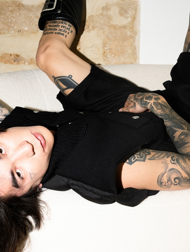 Hayley1 Large Thumbail