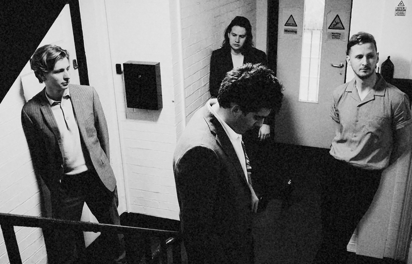 Circa_Waves_Large_Thumbnail