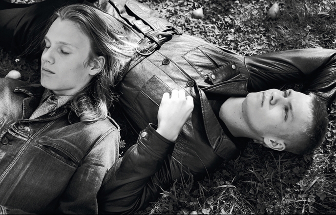 Saint_Laurent_13_Large_Thumbnail